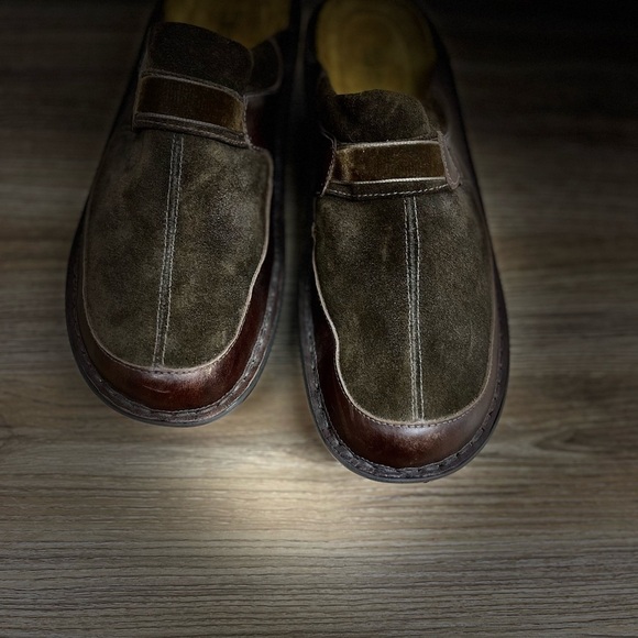 Naot Capetown Brown Suede Clogs - Women’s  Size 41 EU or US 10 - Picture 13 of 13